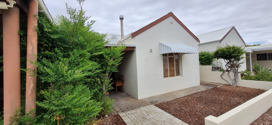 To Let 3 Bedroom Property for Rent in Porterville Western Cape